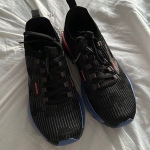 Brooks Running Women’s Ricochet Sz 6